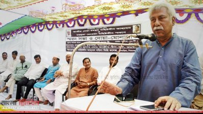 স্মরণ সভায় বক্তব্য রাখছেন বিসিবির পরিচালক আহমেদ সাজ্জাদুল আলম ববি