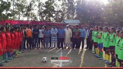 হিলিতে স্বাধীনতা কাপ প্রমীলা ফুটবলে চ্যাম্পিয়ন গাইবান্ধা 