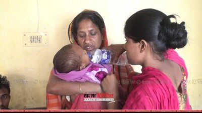 ডায়রিয়া আক্রান্ত শিশু