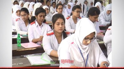 যশোর শান্তিপূর্ণ পরিবেশে এইচএসসি পরীক্ষা চলছে