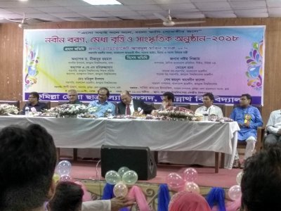 ‘মেধার বিকল্প কোটা হ‌তে পা‌রে না’