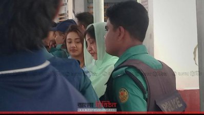 খালেদা জিয়াকে দেখতে হাসপাতালে ছোট ছেলে কোকোর স্ত্রী ও মেয়ে