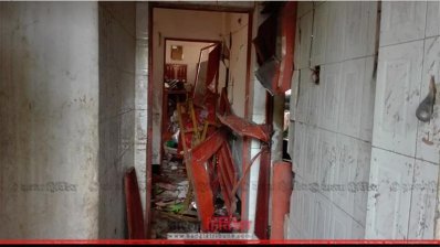 আশুলিয়ার ভাদাইল এলাকার এ বাড়িতেই বিস্ফোরণের ঘটনা ঘটে 