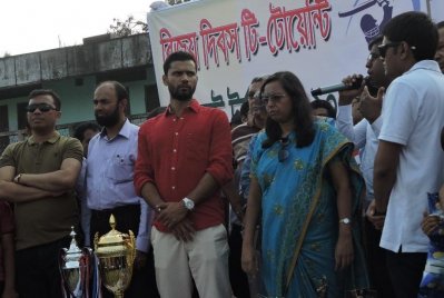 মুন্সীগঞ্জে মাশরাফি
