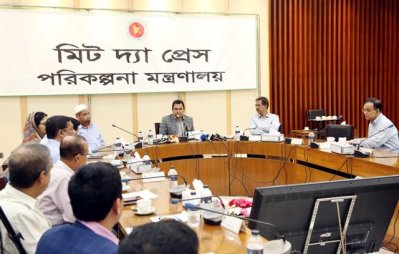 মিট দ্য প্রেসে কথা বলছেন পরিকল্পনামন্ত্রী আহম মুস্তাফা কামাল