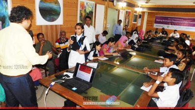 বৈশাখী মাঠ নিয়ে মত দিচ্ছে একটু শিশু