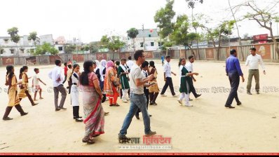 বৈশাখী খেলার মাঠ পরিদর্শন করছেন স্থানীয়রা