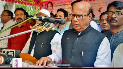 বক্তব্য রাখছেন স্বাস্থ্যমন্ত্রী মোহাম্মদ নাসিম