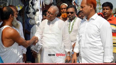 নির্বাচনি প্রচারে ব্যস্ত আ. লীগ মনোনীত প্রার্থী আব্দুল খালেক
