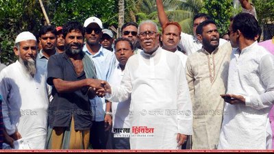 নির্বাচনি প্রচারে ব্যস্ত আ. লীগ মনোনীত প্রার্থী আব্দুল খালেক