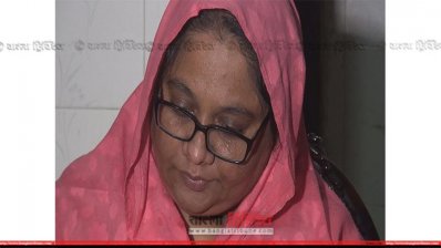নিহত নজরুল ইসলামের স্ত্রী সাবেক কাউন্সিলর সেলিনা ইসলাম বিউটি 
