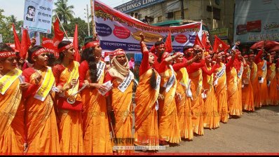 কর্মক্ষেত্রে সহিংসতা বন্ধের দাবি শ্রমজীবী নারীদের