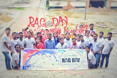 জাককানইবিতে লোকপ্রশাসন ৪র্থ ব্যাচের র‌্যাগ ডে উদযাপন