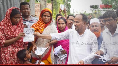 গণসংযোগে নজরুল ইসলাম মঞ্জু