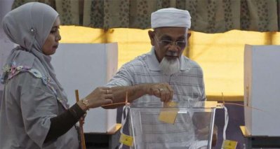 মালয়েশিয়ায় ভোটগ্রহণ শুরু হয়েছে