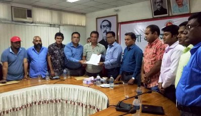 কক্সবাজার ডিসি অফিসে আজকের (১০ মে) বৈঠকের ছবি