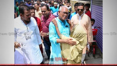 তালুকদার আব্দুল খালেকের গণসংযোগ