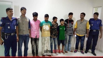 গ্রেফতার ইজিবাইক ছিনতাইকারী চক্রের সদস্য