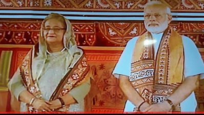 শান্তিনিকেতনে প্রধানমন্ত্রী শেখ হাসিনা ও প্রধানমন্ত্রী নরেন্দ্র মোদি