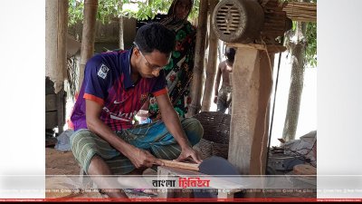 লোডশেডিংয়ে ব্যাহত কেশবপুরের কুটিরশিল্পের কাজ