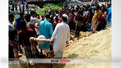 দেওয়াল চাপা দুই জন নিহত