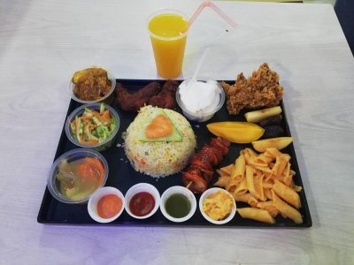 হাক্কা স্কয়ার