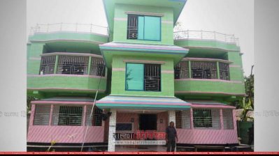 তালিকাভুক্ত ইয়াবা ব্যবসায়ী নুরুল হুদার বাড়ি