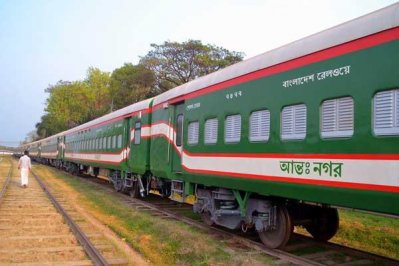 ঢাকা-রাজশাহী রুটের একটি ট্রেন