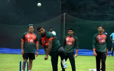 আফগানদের চাপে ফেলতে পারছে না বাংলাদেশ