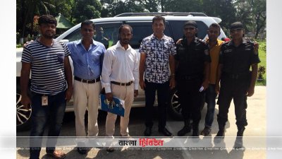 মোংলা বন্দর থেকে চুরি হওয়া প্রাডো গাড়িটি উদ্ধার করেছে র&zwnj;্যাব