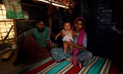 স্ত্রী ও কন্যার সঙ্গে ইউসুফ
