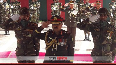 বঙ্গবন্ধুর সমাধিতে শ্রদ্ধা জানালেন নতুন সেনাপ্রধান