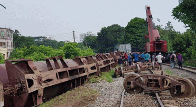 লাইনচ্যুত বগি