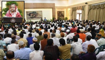 গাজীপুরের নবনির্বাচিত মেয়র ও কমিশনাররা সাক্ষাৎ করেছেন প্রধানমন্ত্রীর সঙ্গে