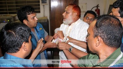 ঘুষের টাকাসহ আটক প্রকৌশলী