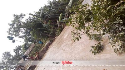 পানি বাড়ছে 