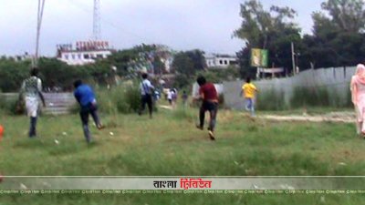 কোটা আন্দোলনকারীদের মিছিলে ছাত্রলীগের হামলা