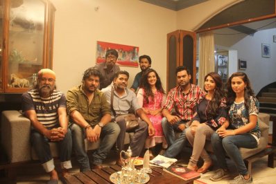 শুটিংয়ের ফাঁকে &lsquo;সুবোধ&rsquo; টিম
