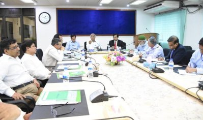 মতবিনিময় সভায় বক্তব্য রাখছেন দুদক চেয়ারম্যান ইকবাল মাহমুদ