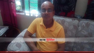 পায়েলের বাবা গোলাম মাওলা