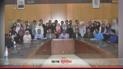 মালয়েশিয়ার শিক্ষক-শিক্ষার্থীদের দলটি বিএসএমএমইউতে
