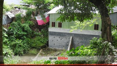 রামসাগর খাল দখল করে বাড়িঘর নির্মাণ করা হয়েছে