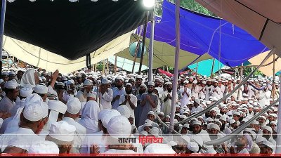 তাবলিগ জামাত নিয়ে হেফাজতের সমাবেশে উপস্থিত ছিলেন সংগঠনটির আমির আহমদ শফি
