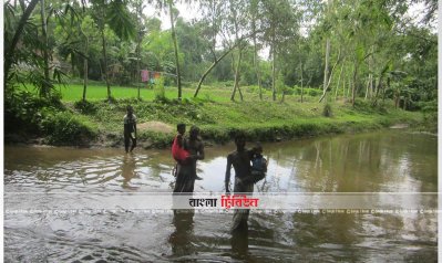 নিলফামারীতে বিলুপ্ত ছিটমহলের কয়েকজন পর হচ্ছেন খাল