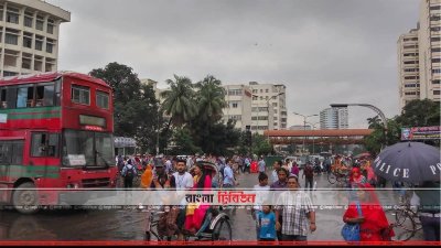 যানচলাচল স্বাভাবিক হলো ঢাকার সড়কে
