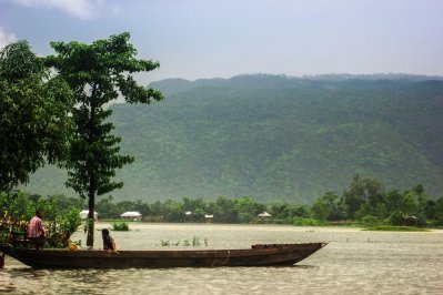 ওই দেখা যায় মেঘালয়