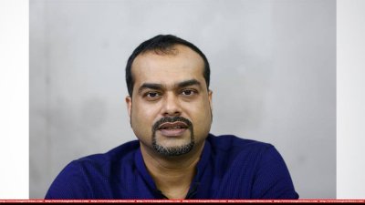 বাংলা ট্রিবিউনের সম্পাদক জুলফিকার রাসেল 