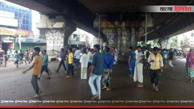 সায়েদাবাদে শ্রমিকদের ধর্মঘট, বাস চলাচল বন্ধ