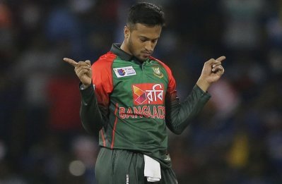 জমে উঠেছে বাংলাদেশের সিরিজ বাঁচানোর লড়াই