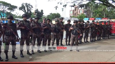শোলাকিয়ায় দেশের সবচেয়ে বড় ঈদের জামাত অনুষ্ঠিত